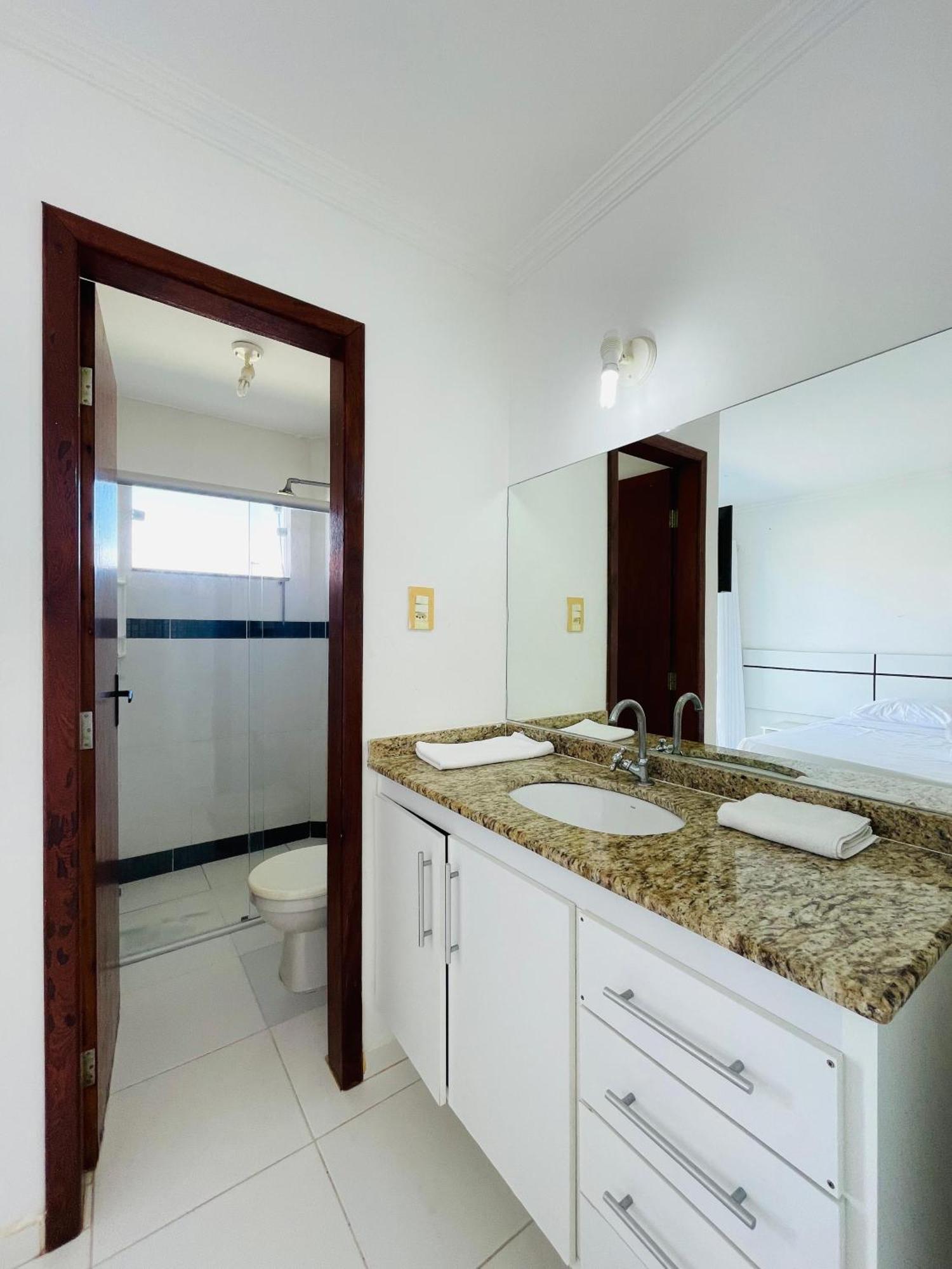 Próximo Ao Axé Moi - Taperapuã- Ba- Até 8 Pessoas Apartamento